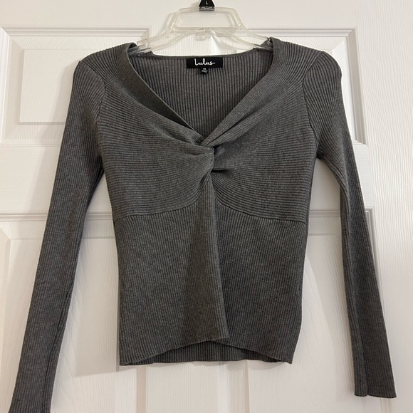 Lulus Tops - Lulu's Gray Fitted Tie Front Blouse